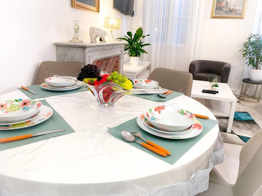 Perle D'Azur: Raffinement Unique Apartment Грас Екстериор снимка